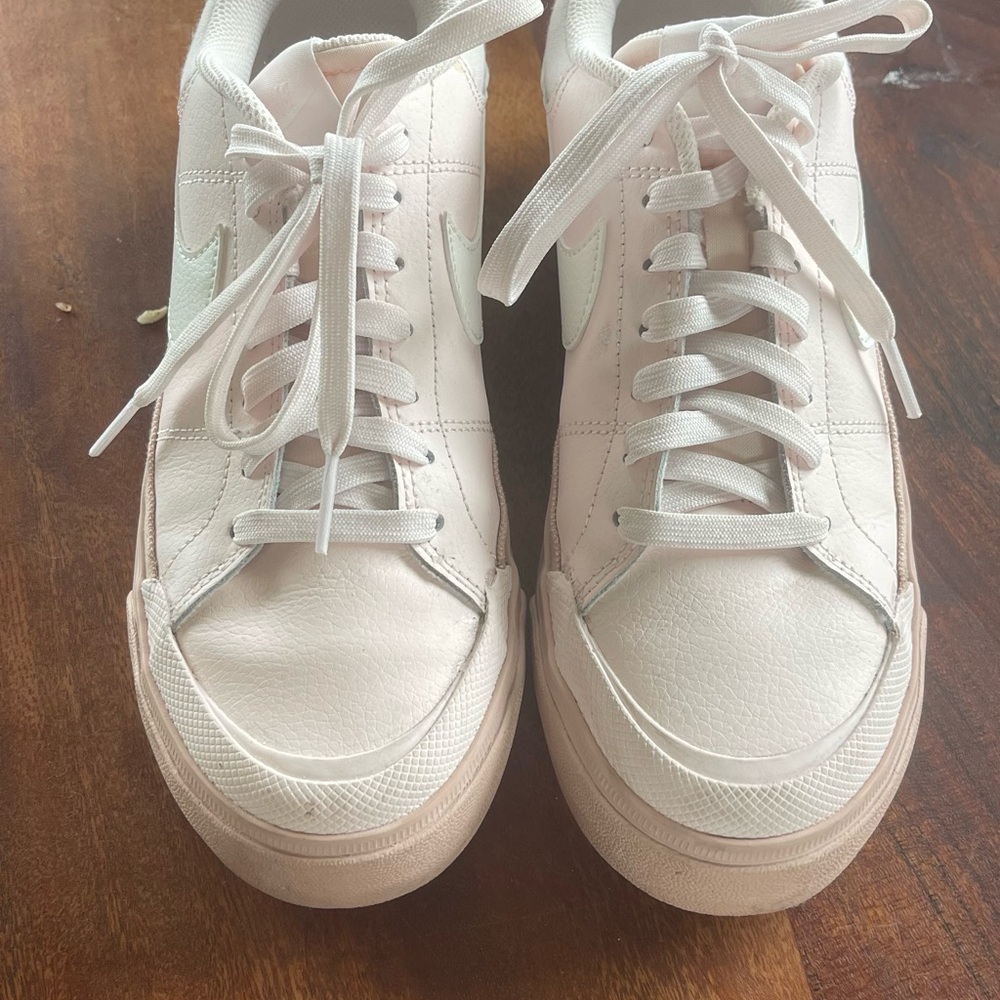 White Sneakers with Laces